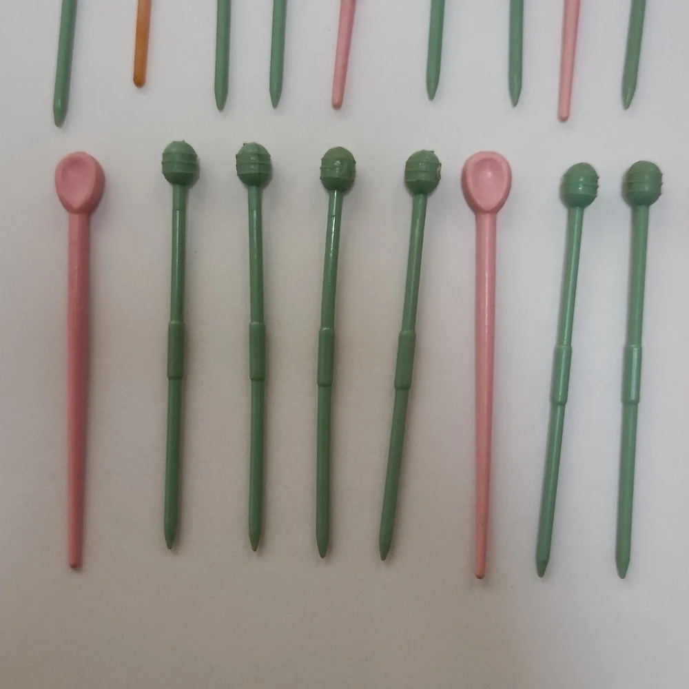 Vintage Plastic Pink Blue Peach Hair Roller Picks Pins Curlers hairstyling - Picture 5 of 7